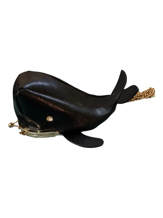 QZUnique Accessories - Whale-Shaped Black Key & Card Holder with Gold Chain